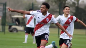 Jonathan Spiff River Plate