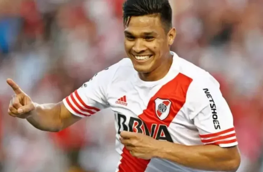 Teo Gutiérrez River Plate