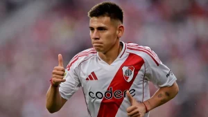 Claudio Echeverri River Plate