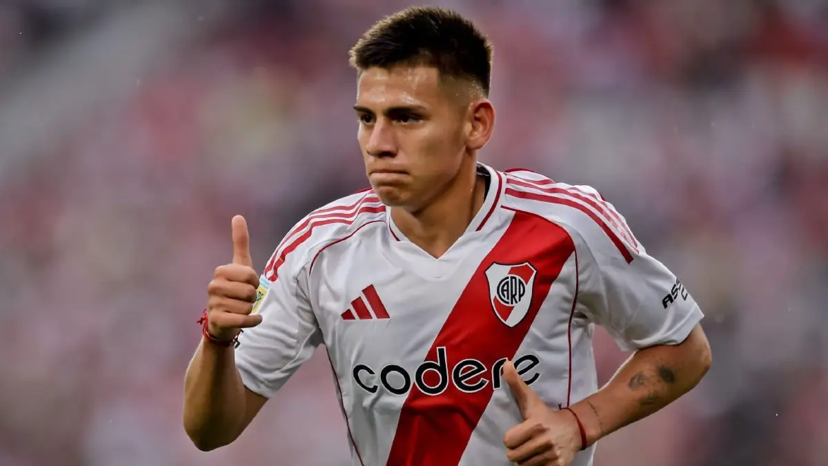 Claudio Echeverri River Plate