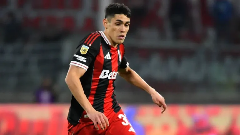 Santiago Lencina River Plate