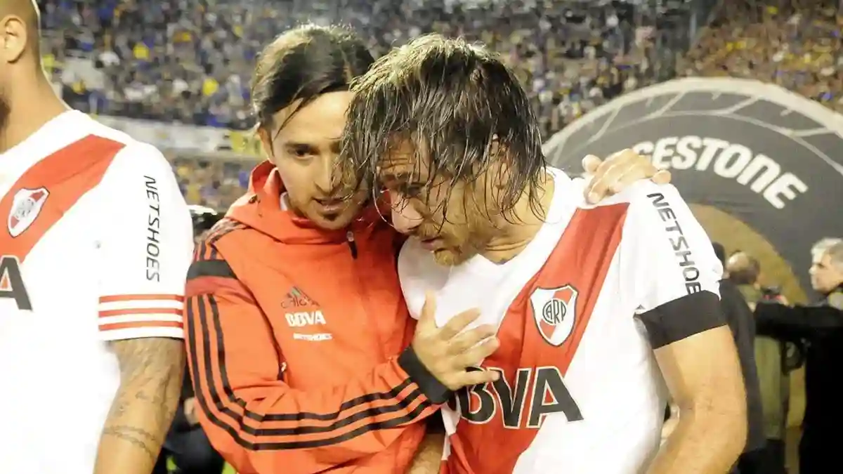 Leonardo Pisculichi Leonardo Ponzio Superclásico Copa Libertadores River Plate