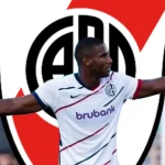 Jhohan Romaña San Lorenzo River Plate