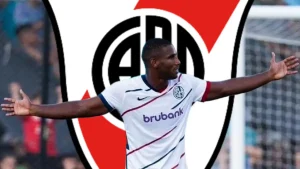 Jhohan Romaña San Lorenzo River Plate