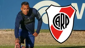 Sebastián Villa River Plate Independiente Rivadavia